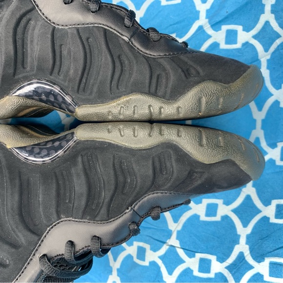 Nike womens size 6.5 little Posite one triple black foamposite wmns sneakers acg - Picture 10 of 11